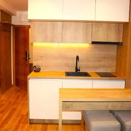 Apartment Zlatni Javor 406 *