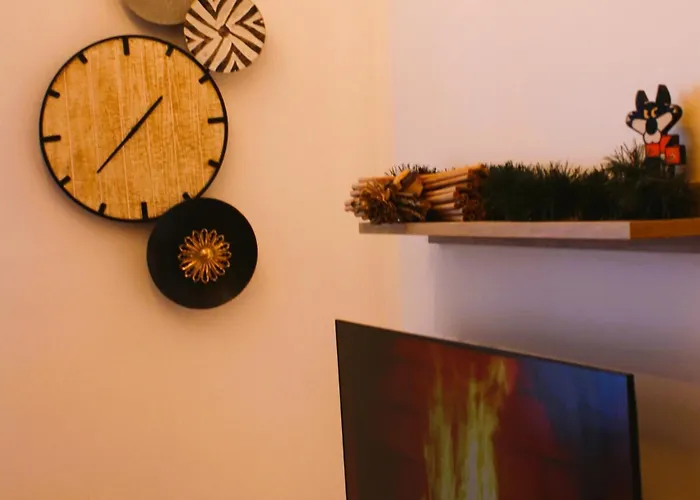 Zlatni Javor 406 شقة ياهورينا